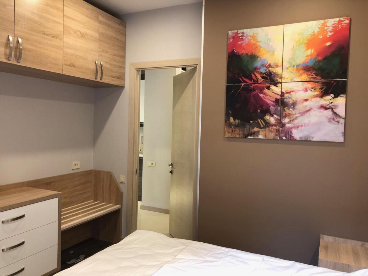 Apartment On Moskovyan 31 耶烈万 外观 照片